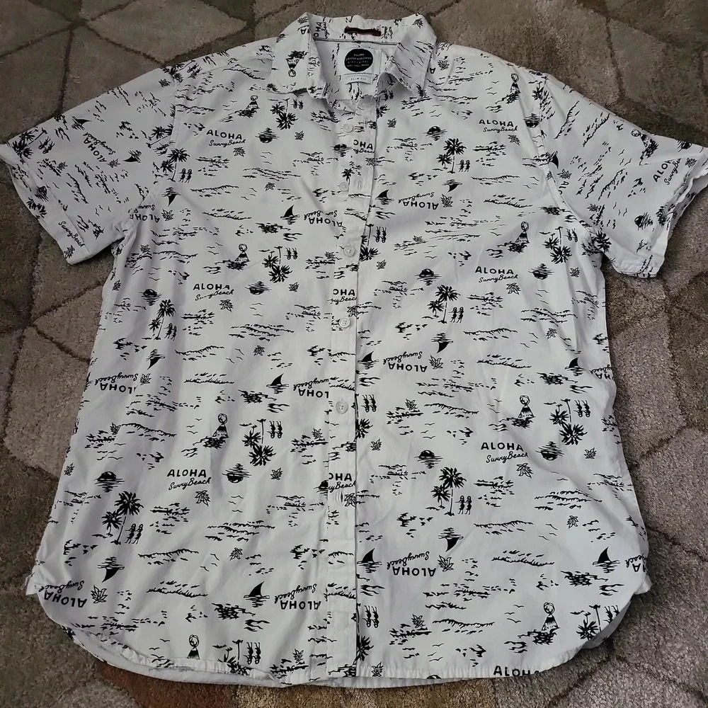 Denim & Flower button up tee